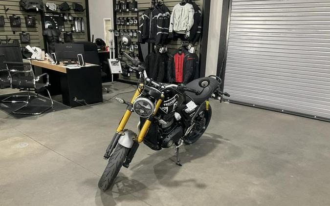 2025 Triumph Speed 400 Phantom Black / Storm Grey