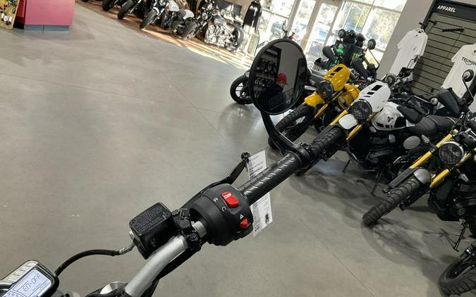 2025 Triumph Speed 400 Phantom Black / Storm Grey