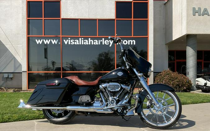 2021 Harley-Davidson® Street Glide® Special Vivid Black