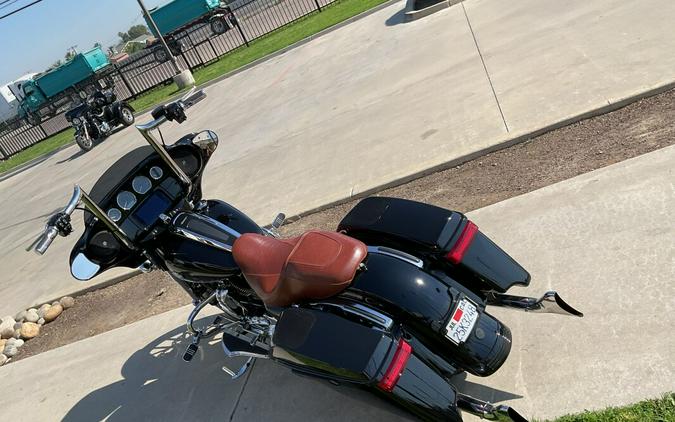 2021 Harley-Davidson® Street Glide® Special Vivid Black