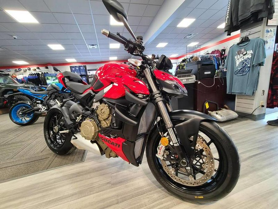 2023 Ducati Streetfighter V4 Ducati Red