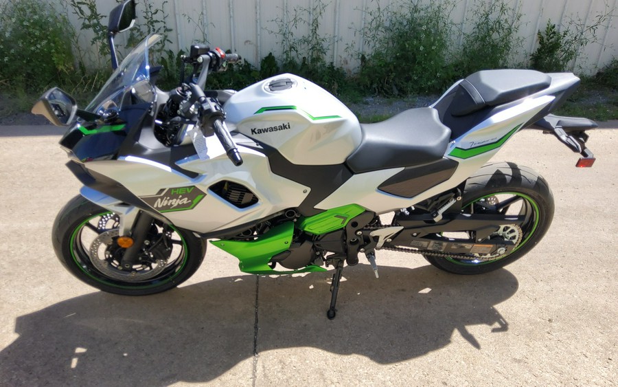 2024 Kawasaki Ninja® 7 Hybrid ABS