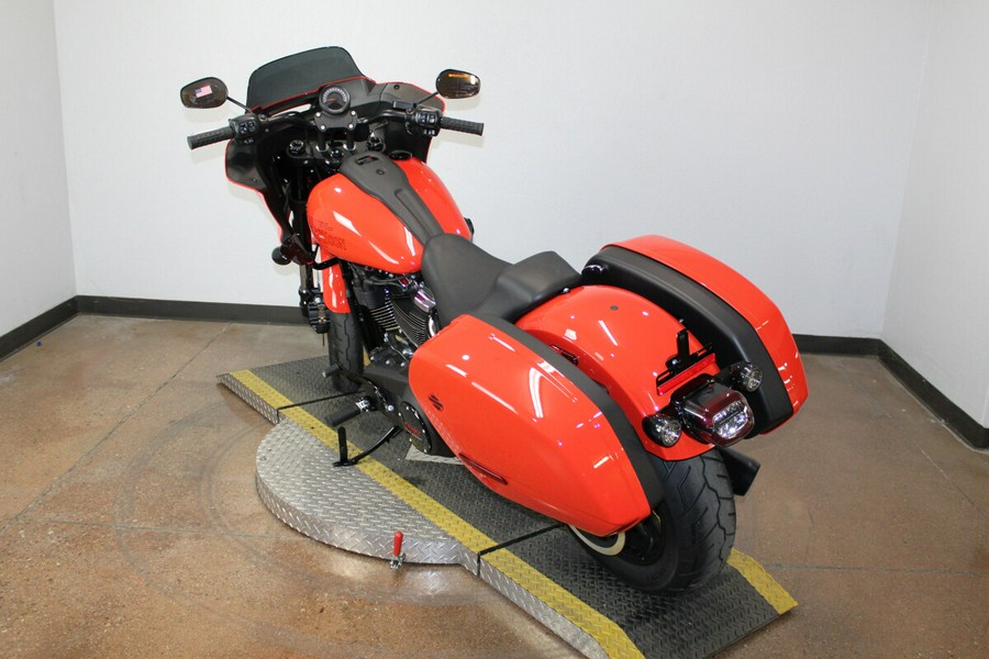 Harley-Davidson® Low Rider® ST 2026 FXLRST 84667327 BLOOD ORANGE