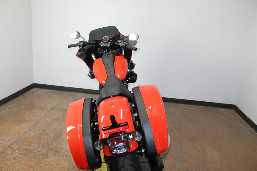 Harley-Davidson® Low Rider® ST 2026 FXLRST 84667327 BLOOD ORANGE