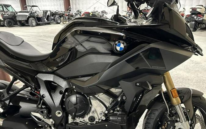 2023 BMW S 1000 XR Triple Black