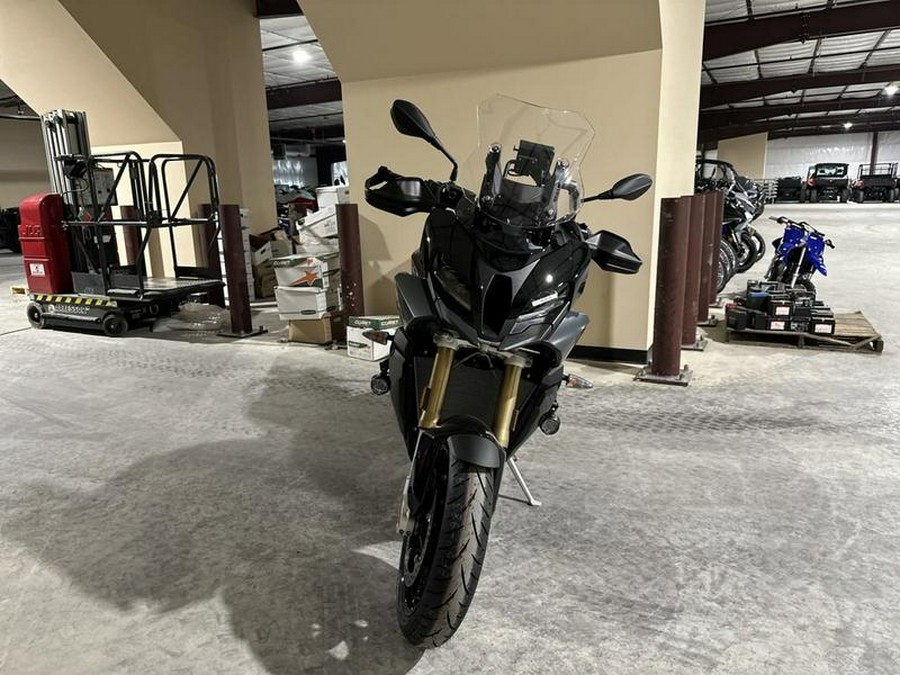 2023 BMW S 1000 XR Triple Black