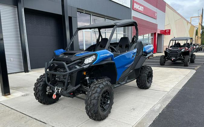 2023 Can-Am® Commander XT 700