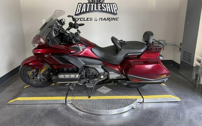 2018 Honda Gold Wing Candy Ardent Red