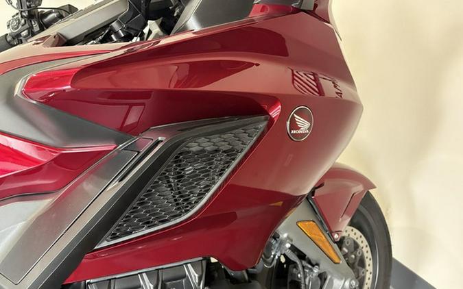 2018 Honda Gold Wing Candy Ardent Red