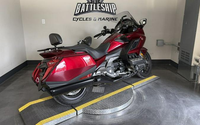 2018 Honda Gold Wing Candy Ardent Red
