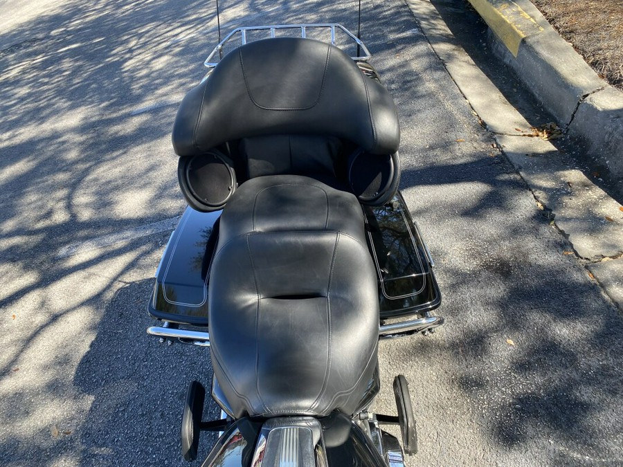 2011 Harley-Davidson® Electra Glide® Ultra Classic® FLHTCU