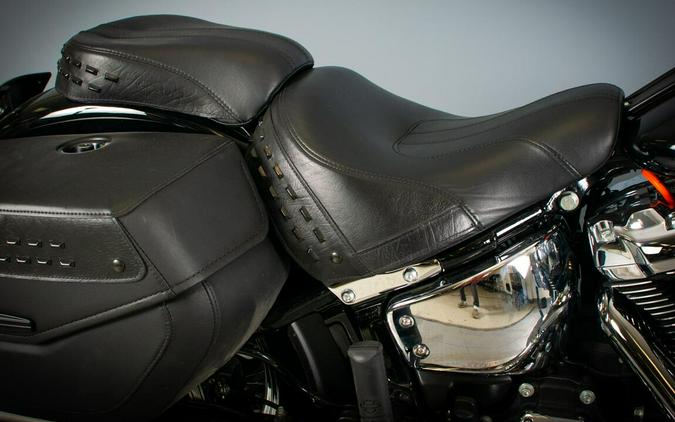 2023 Harley-Davidson Heritage Classic FLHCS