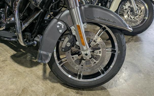 2022 Harley-Davidson Road King®