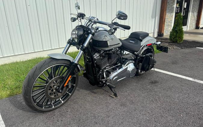 2024 Harley-Davidson Breakout