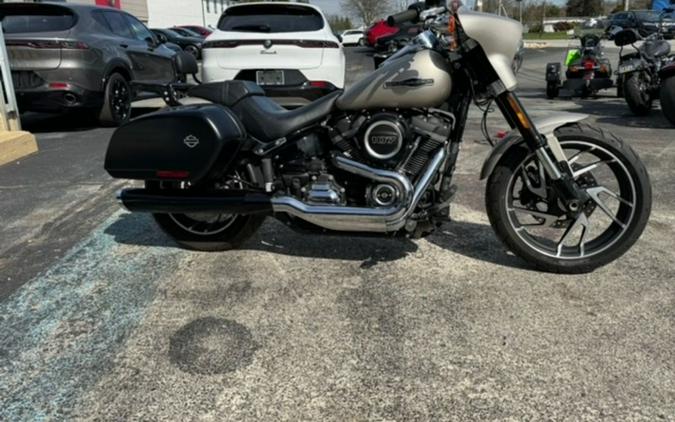 2018 Harley-Davidson® FLSB - Softail® Sport Glide™