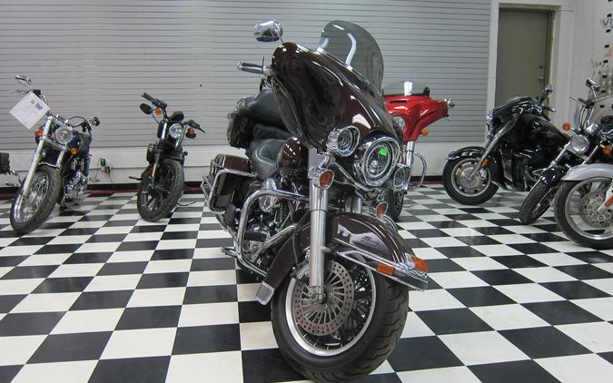 2006 Harley-Davidson® FLHTCI ELECTRA GLIDE CLASSIC