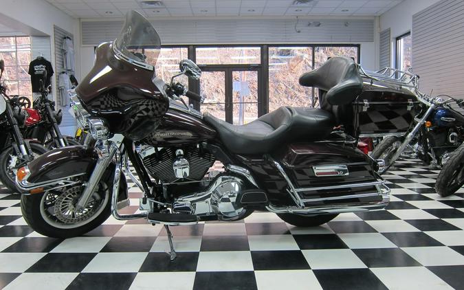 2006 Harley-Davidson® FLHTCI ELECTRA GLIDE CLASSIC