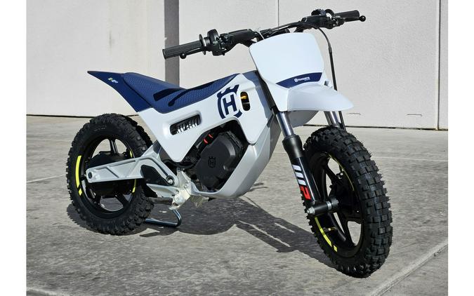 2024 Husqvarna Motorcycles EE 2