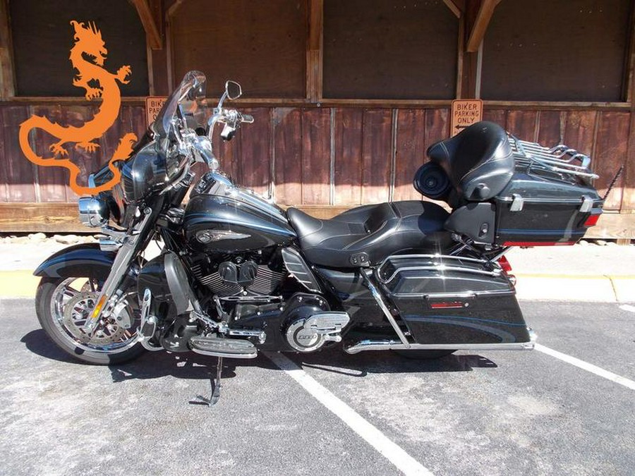 2013 Harley-Davidson® FLHTCUSE8 - CVO™ Ultra Classic® Electra Glide® 110th Anniversary Edition