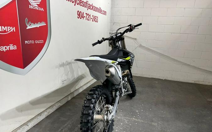 2025 Triumph TF 450-RC Edition Jet BlackPure White