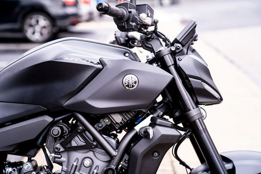 2025 Yamaha MT 07