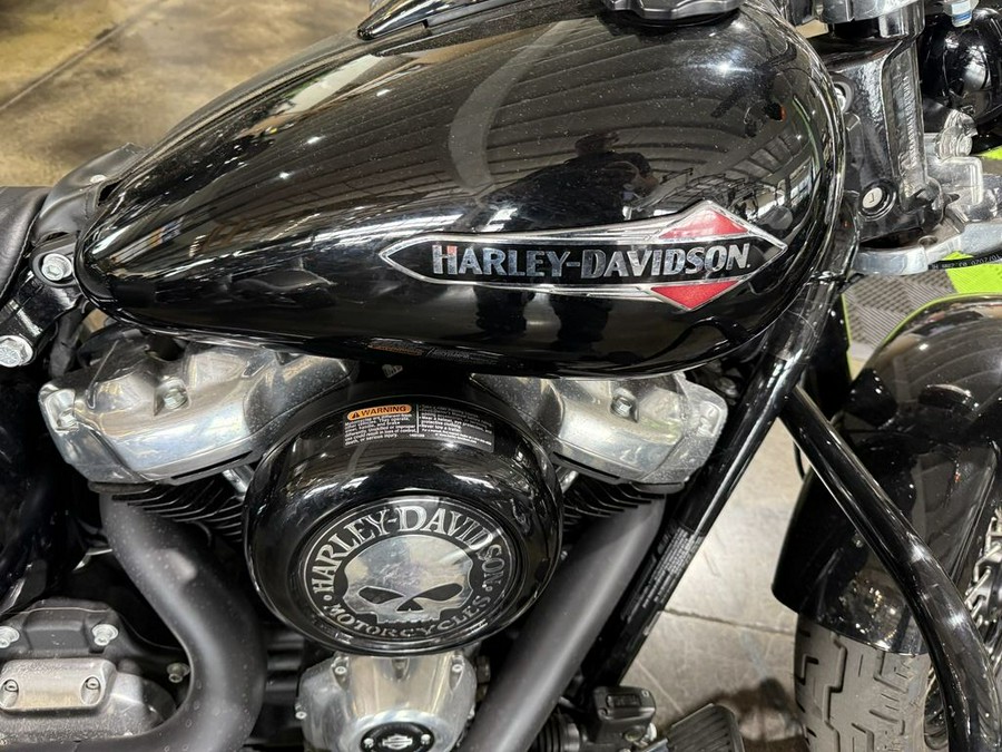 2021 Harley-Davidson® FLSL - Softail Slim®