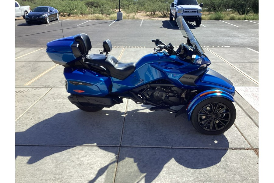 2018 Can-Am Spyder® F3 Limited SE6 - Dark Trim