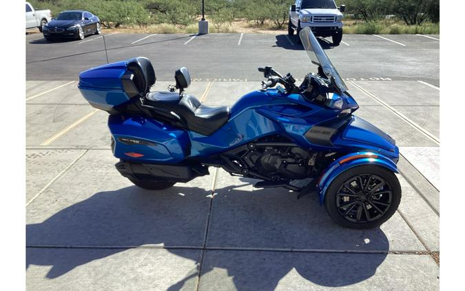 2018 Can-Am Spyder® F3 Limited SE6 - Dark Trim