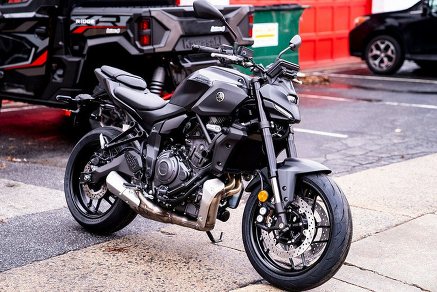 2025 Yamaha MT 07