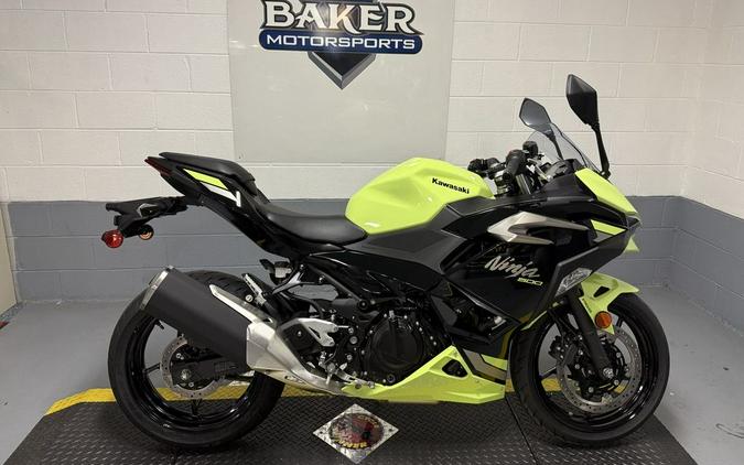 2026 Kawasaki Ninja® 500 SE ABS