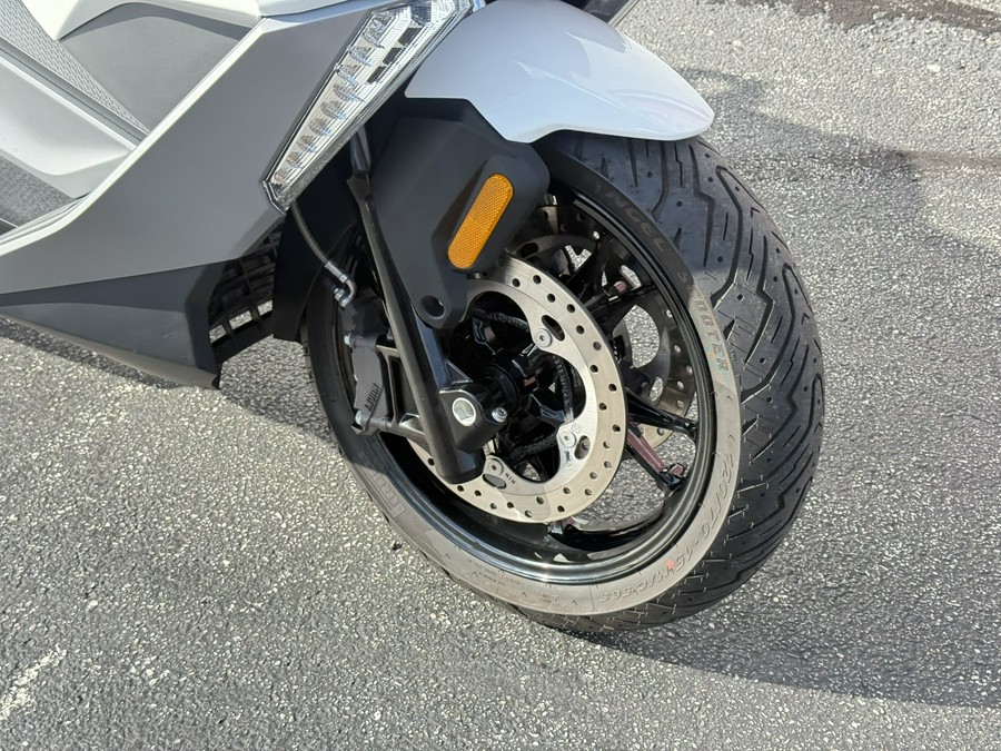 2024 BMW C 400 GT PREMIUM Alpine White - 21286T