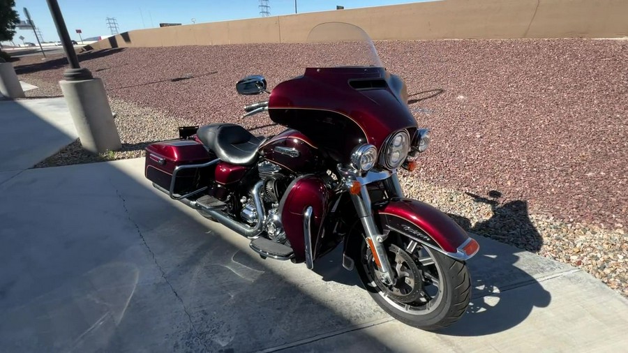 2015 Harley-Davidson® FLHTCUL - Electra Glide® Ultra Classic® Low