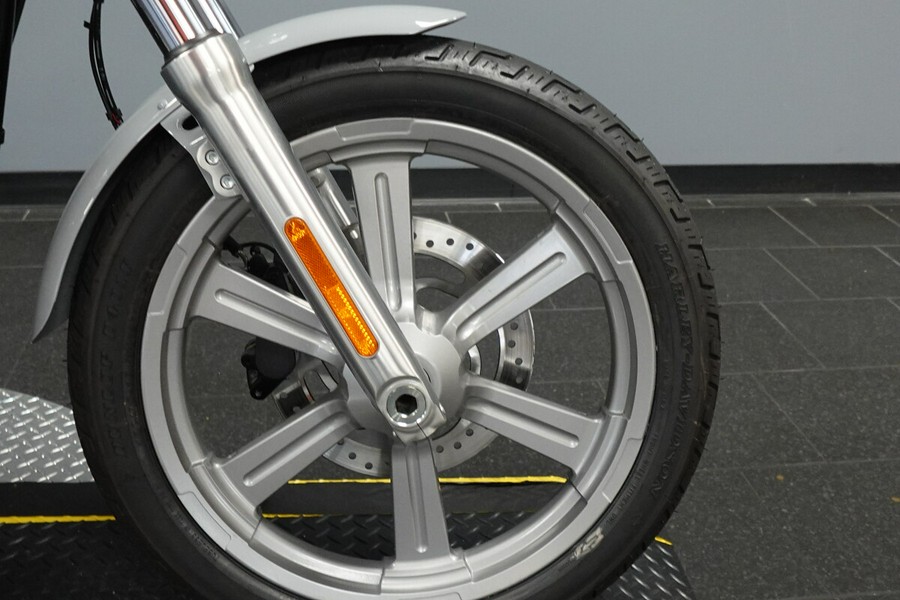 2024 Harley-Davidson Softail Standard