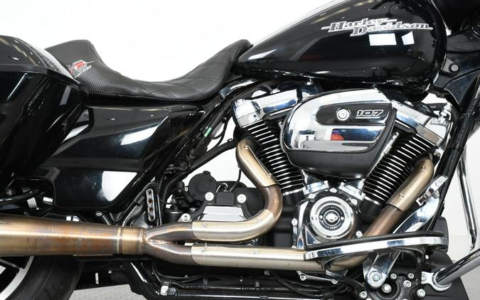 FLHX 2018 Street Glide®