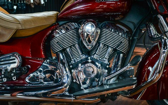 2017 Indian Motorcycle® Roadmaster® Burgundy Metallic