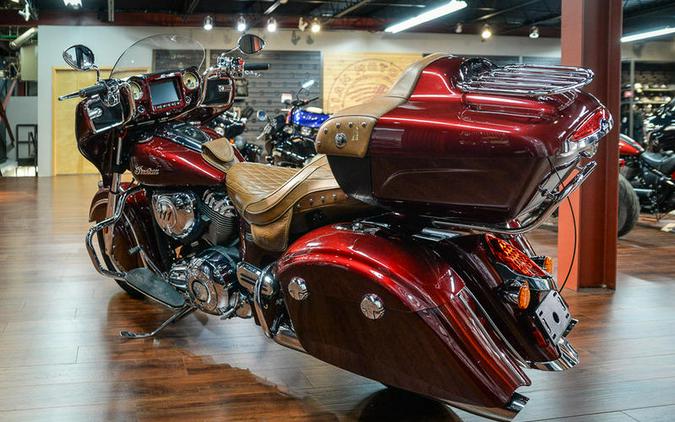 2017 Indian Motorcycle® Roadmaster® Burgundy Metallic