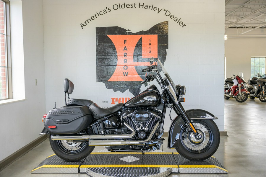 2021 Harley-Davidson Softail Heritage Classic 114 Cruiser FLHCS