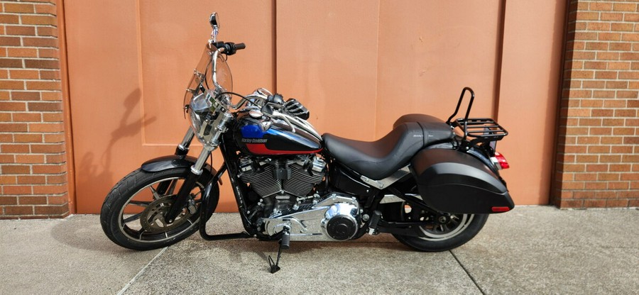 Harley-Davidson® Low Rider® Vivid Black