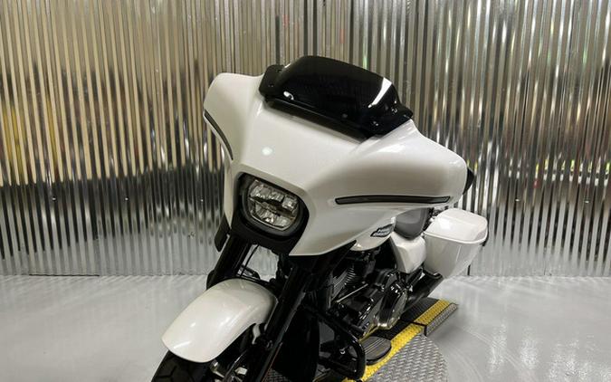 2025 Harley-Davidson FLHX - Street Glide