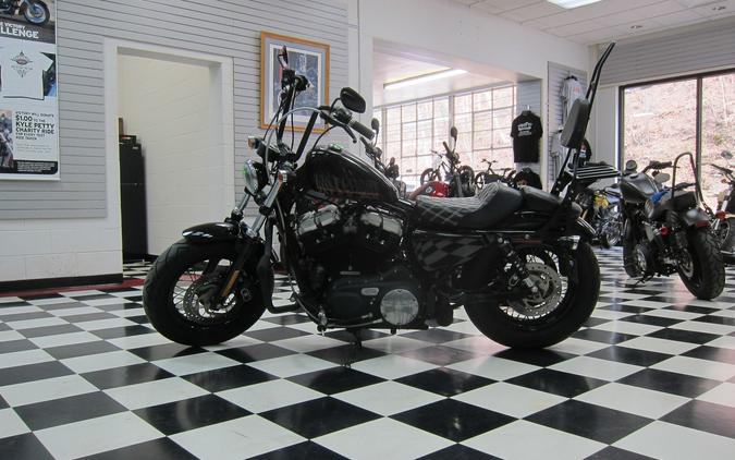 2015 Harley-Davidson® XL1200X Forty-Eight®