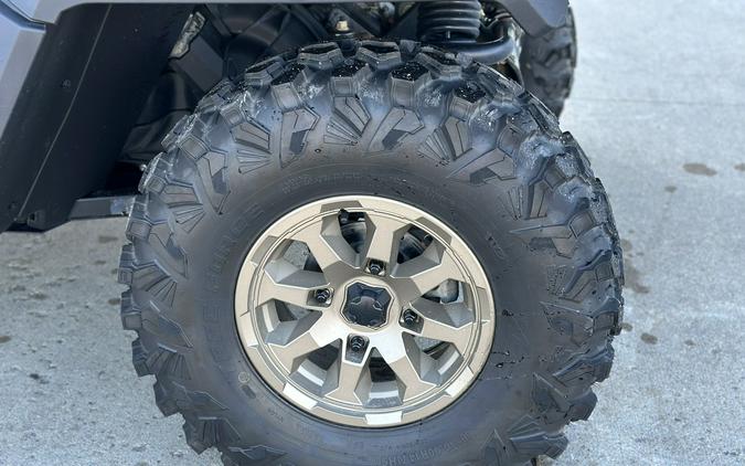 2024 Can-Am Defender Limited HD10