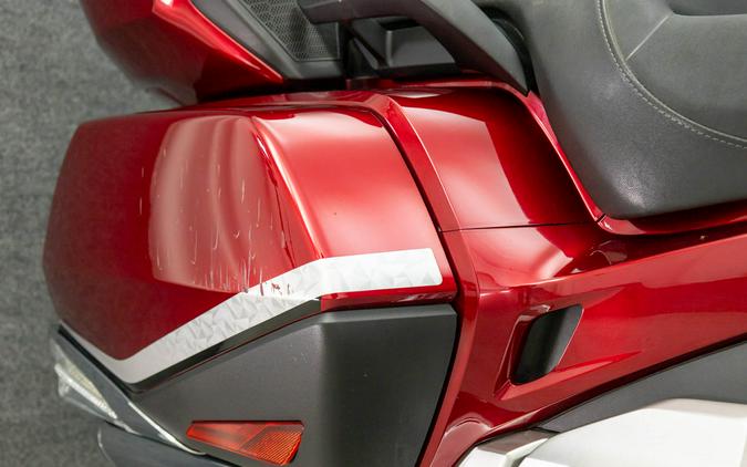 2021 HONDA GL1800D GOLDWING TOUR 1800 W/DCT & ABS