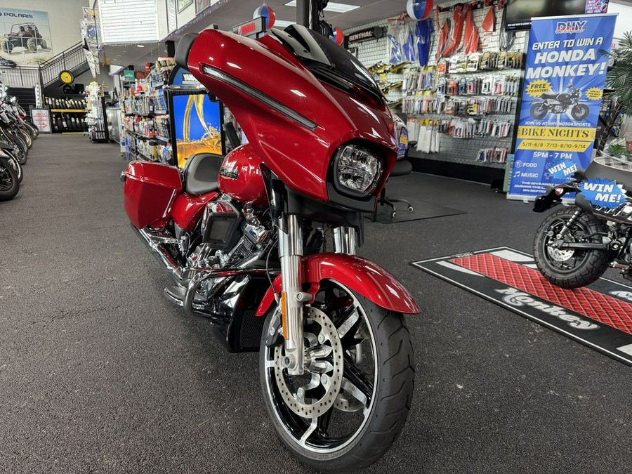 2025 Harley-Davidson® FLHX - Street Glide®