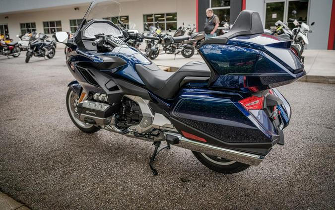 2018 Honda® Gold Wing Tour Automatic DCT Pearl Hawkseye Blue