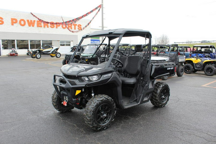 2024 Can-Am® SSV DEF XT 62 HD9 BK 24 XT HD9