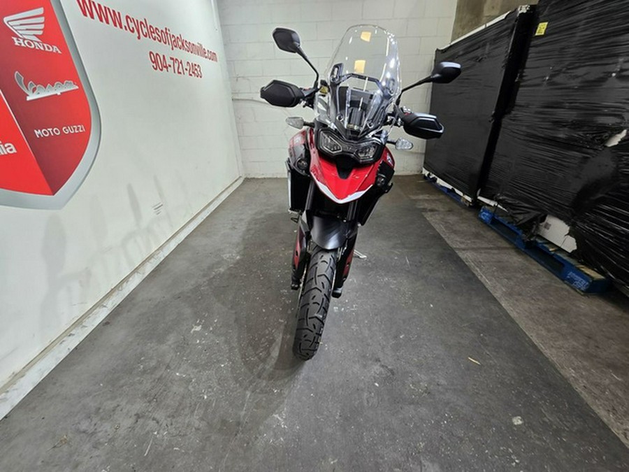 2025 Triumph Tiger 900 GT Pro Carnival Red Sapphire Black