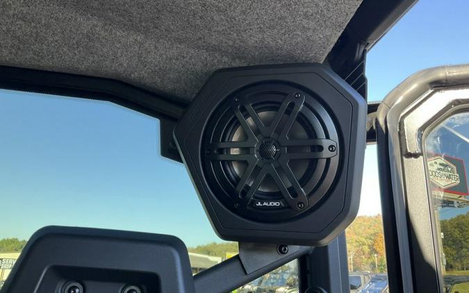 2026 Can-Am Defender MAX Limited HD11