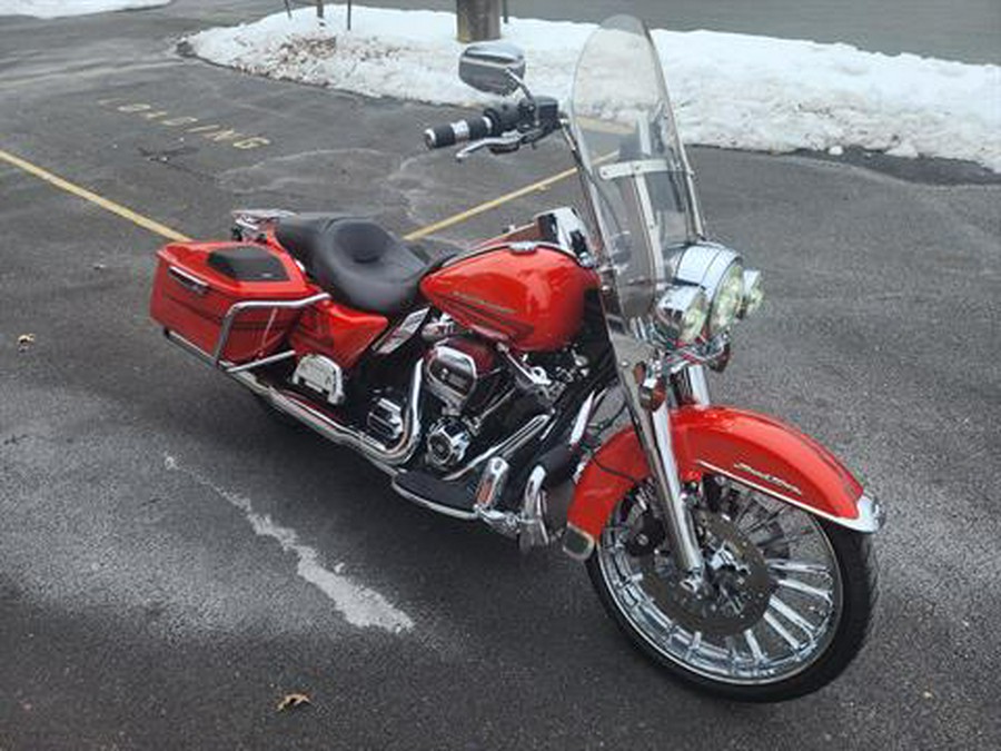 2017 Harley-Davidson Road King®