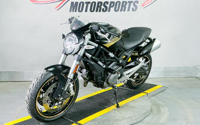 2012 Ducati Monster 696