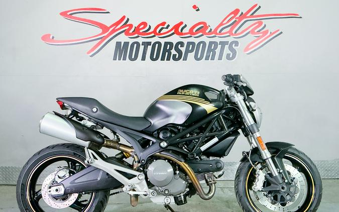 2012 Ducati Monster 696